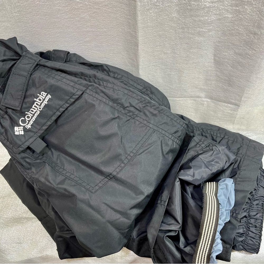 Columbia Women's Black Ski Snow Bib Pants Overalls Snowsuit Size Medium
